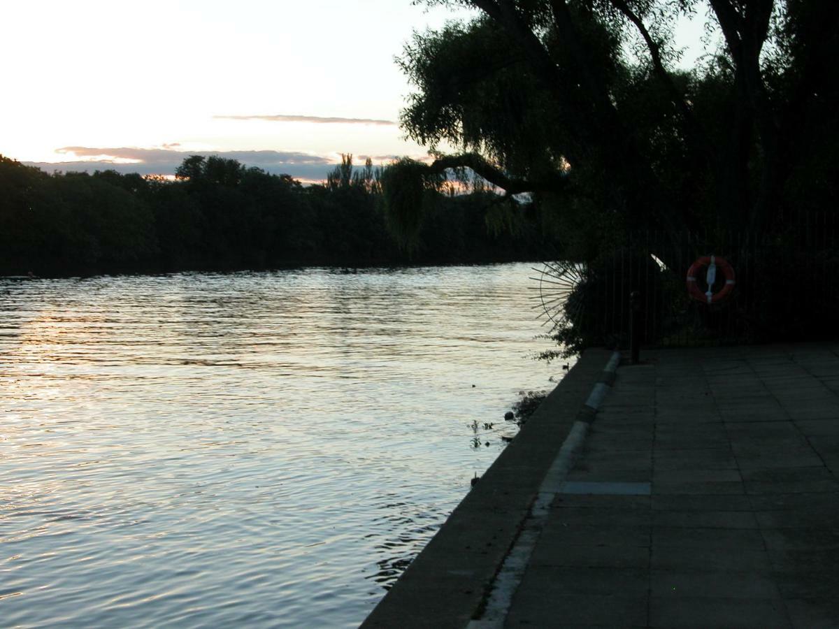 Bed and Breakfast Chiswick Riviera With Free Parking Londres Exterior foto